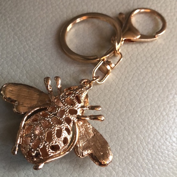 BEE!  New key ring or bag tag!  New without tags. So pretty. - Picture 2 of 6